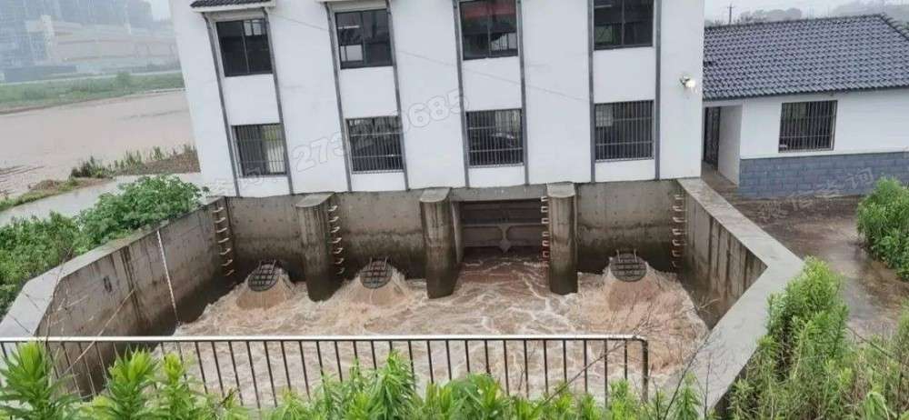 江干泵站多口排水闸门