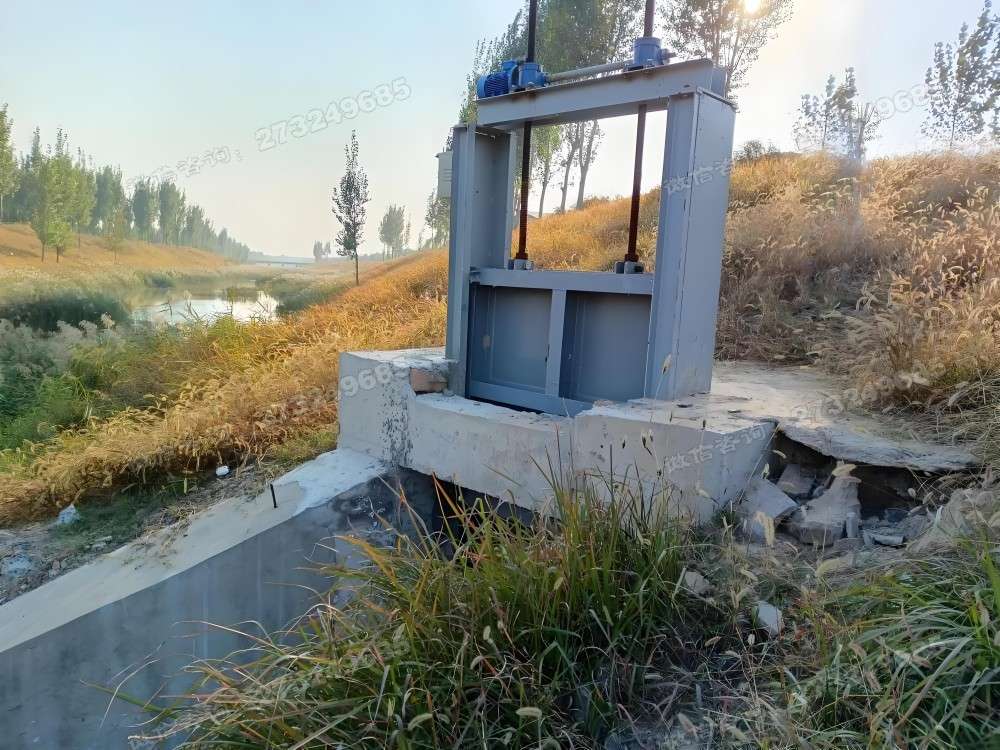 川汇河道控水钢制闸门