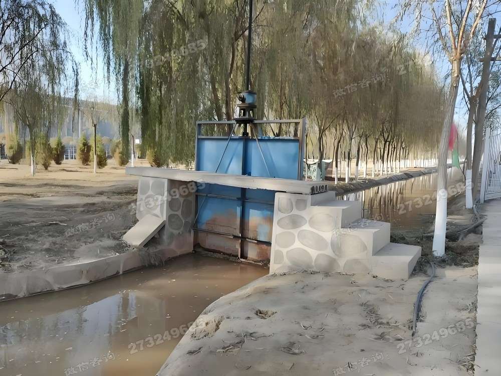 冷水江小型景观渠道闸门