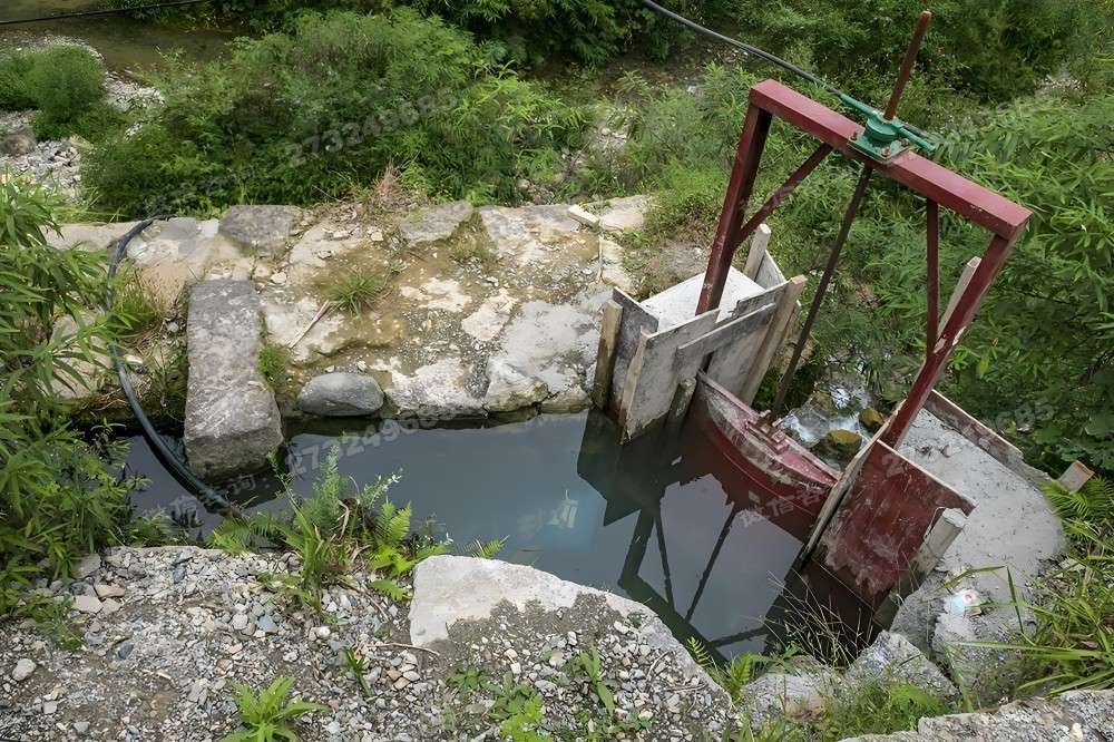 佳县小型机闸一体渠道闸门