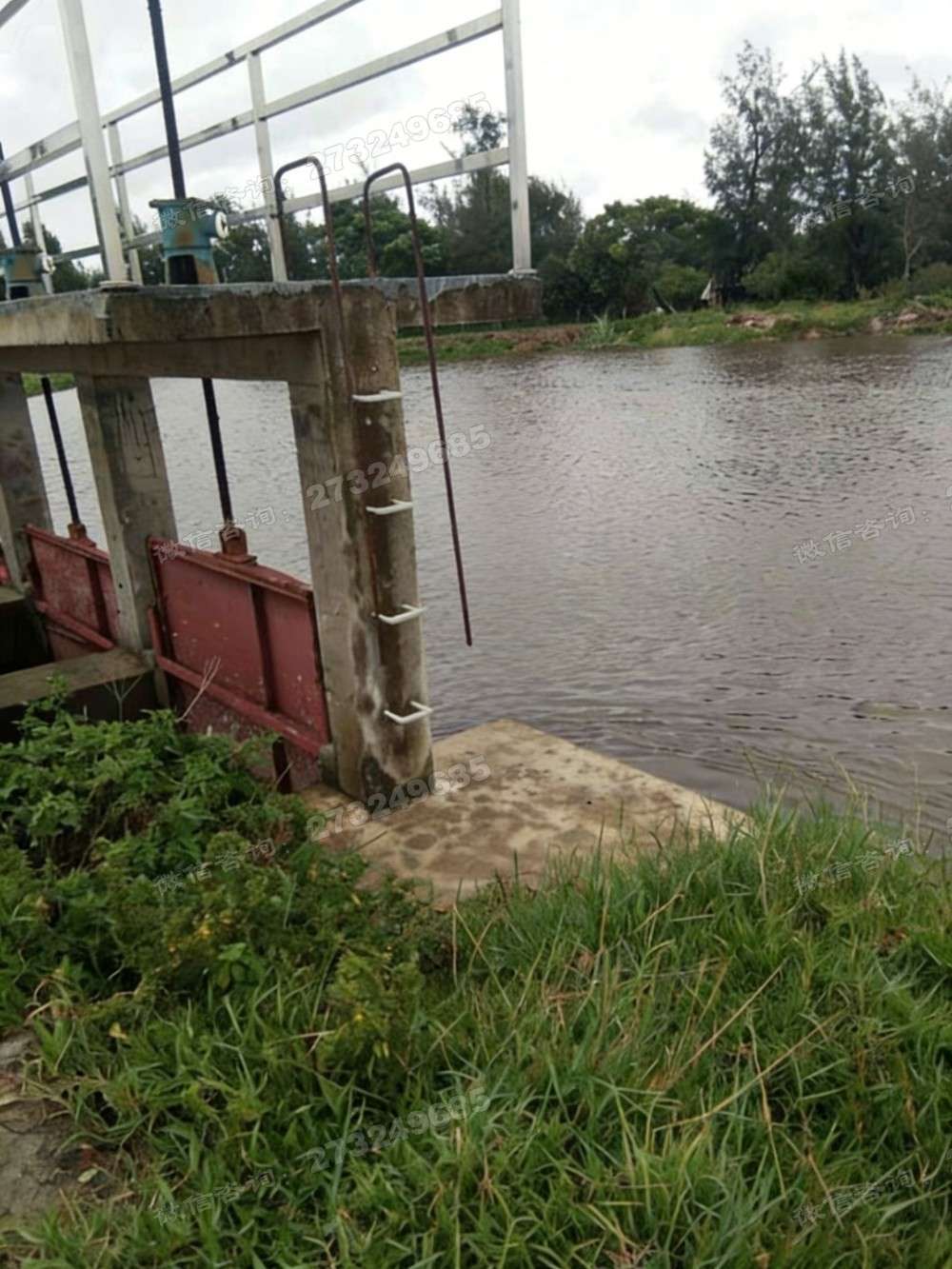 肥乡河道双开铸铁闸门